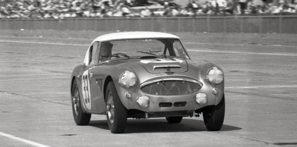 wp-3-sebring-bw